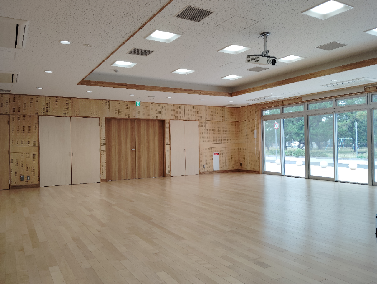 多目的ホール