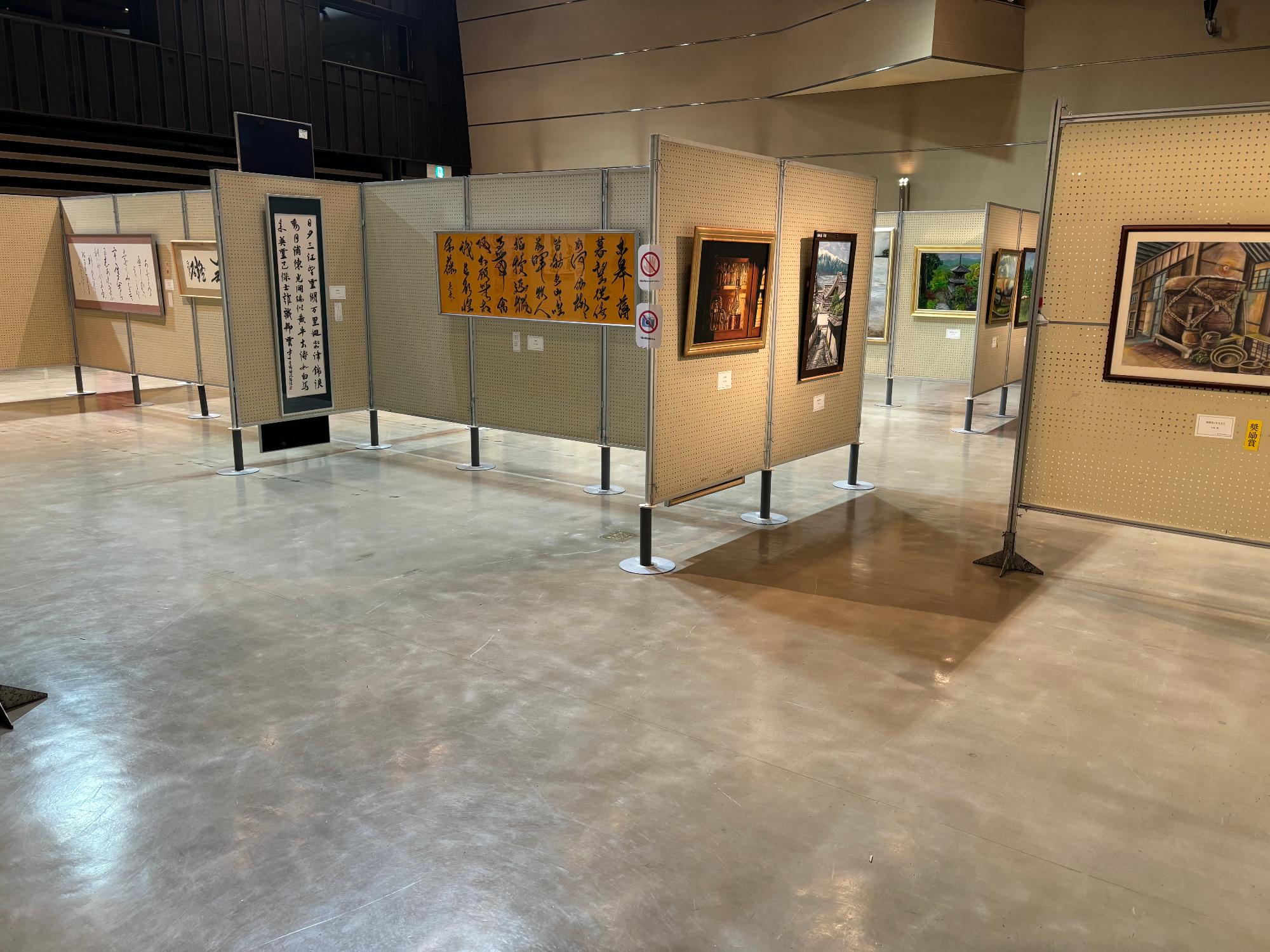 美術展の様子