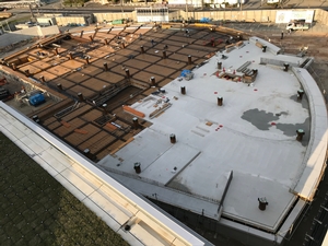 新本庁舎建設工事の様子を定点カメラが2020年11月9日に撮影した写真