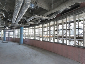 新本庁舎建設工事での2階部分の施工状況を撮影した写真1