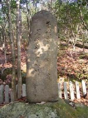 芭蕉の句碑