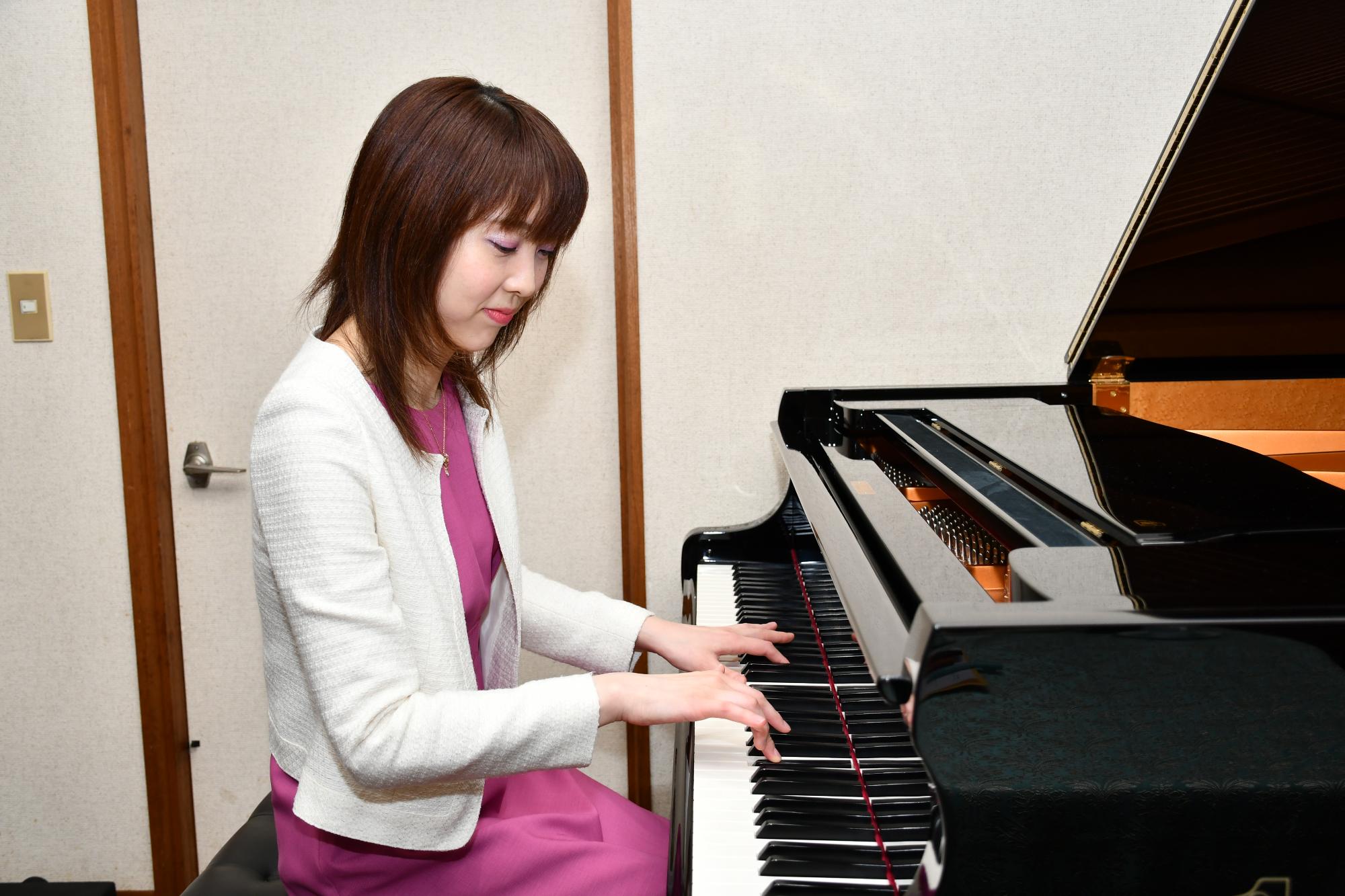 取材時にも演奏を披露してくださいました。