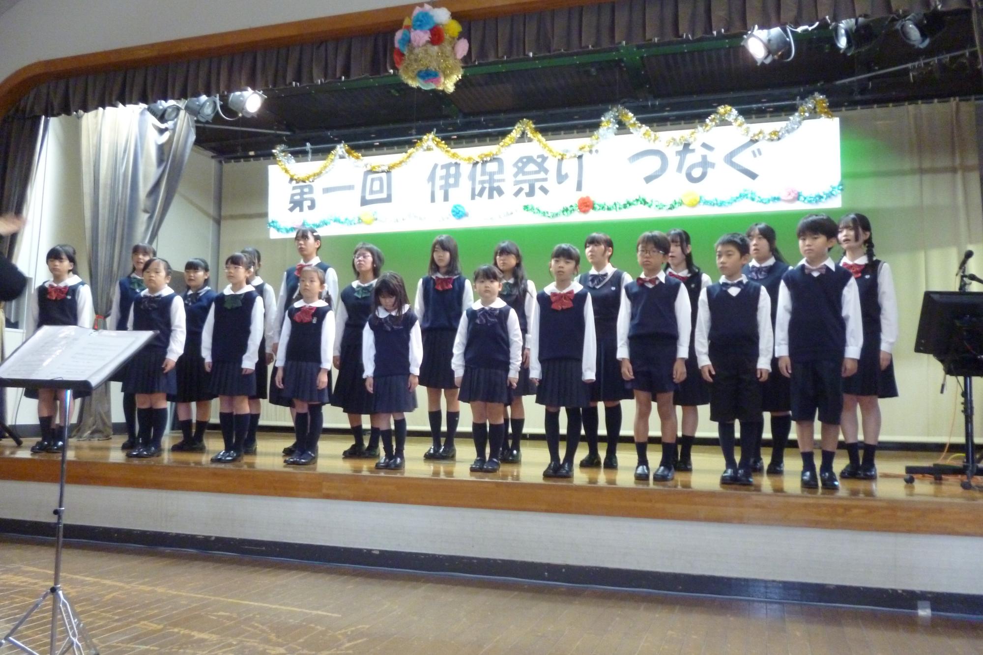 少年少女合唱団