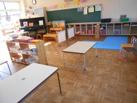 曽根こども園内北棟にある4歳児保育室すずらんぐみの中の様子を撮影した写真