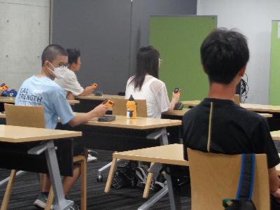 身のまわりの温度を計測します