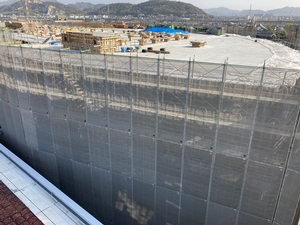 新本庁舎建設工事の様子を定点カメラが2021年4月2日に撮影した写真