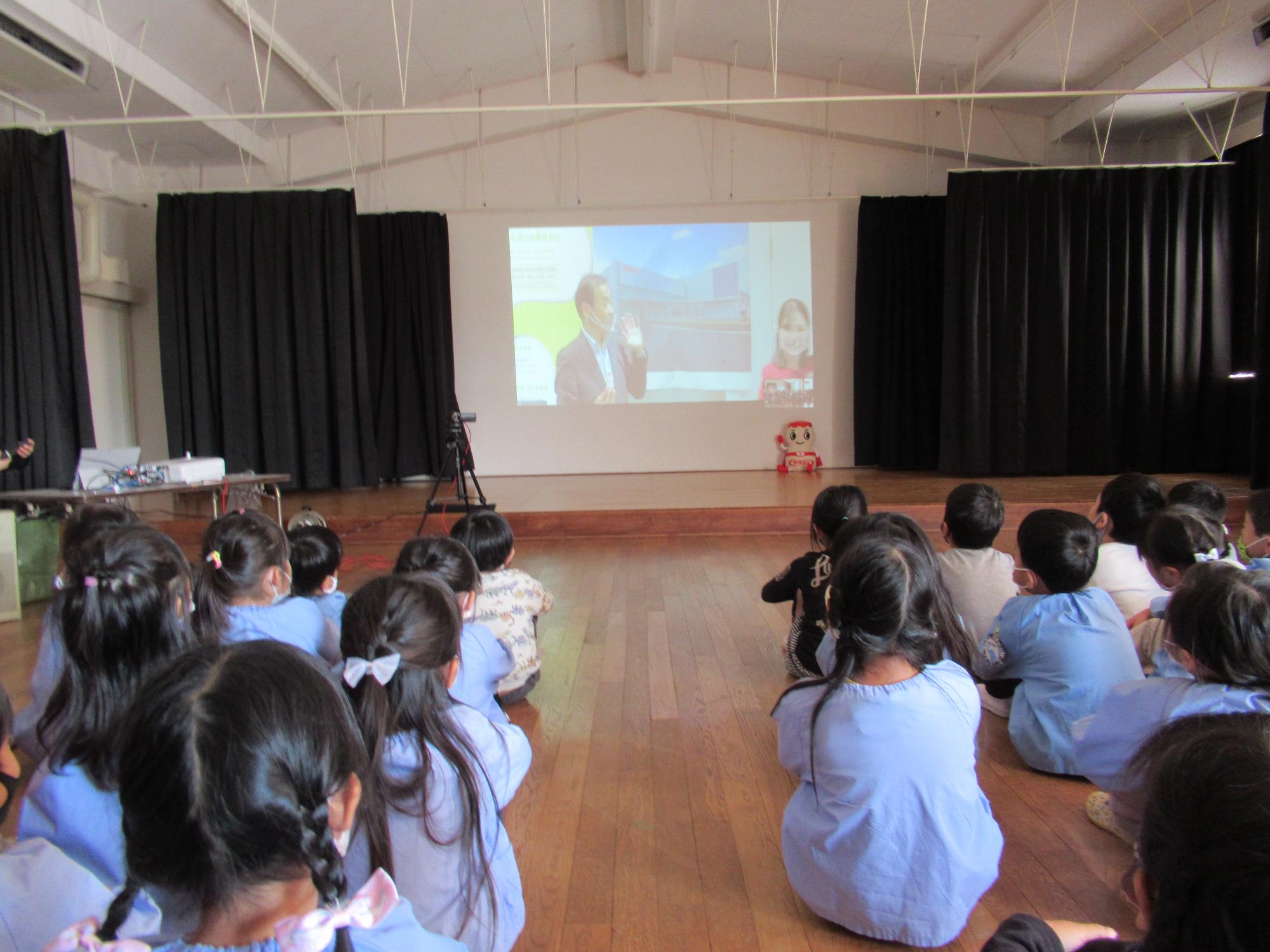 ヤクルト工場見学2