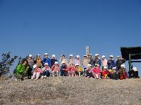 山頂まで登りました。