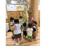 笹を保育室の前に飾ったところ