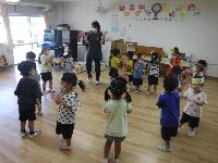 ぼっくりん音頭を踊っているところ