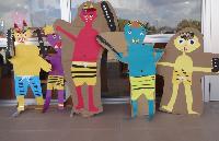 5歳児が作った鬼が並んでいる様子