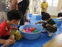 ヨーヨーつりをしているところ