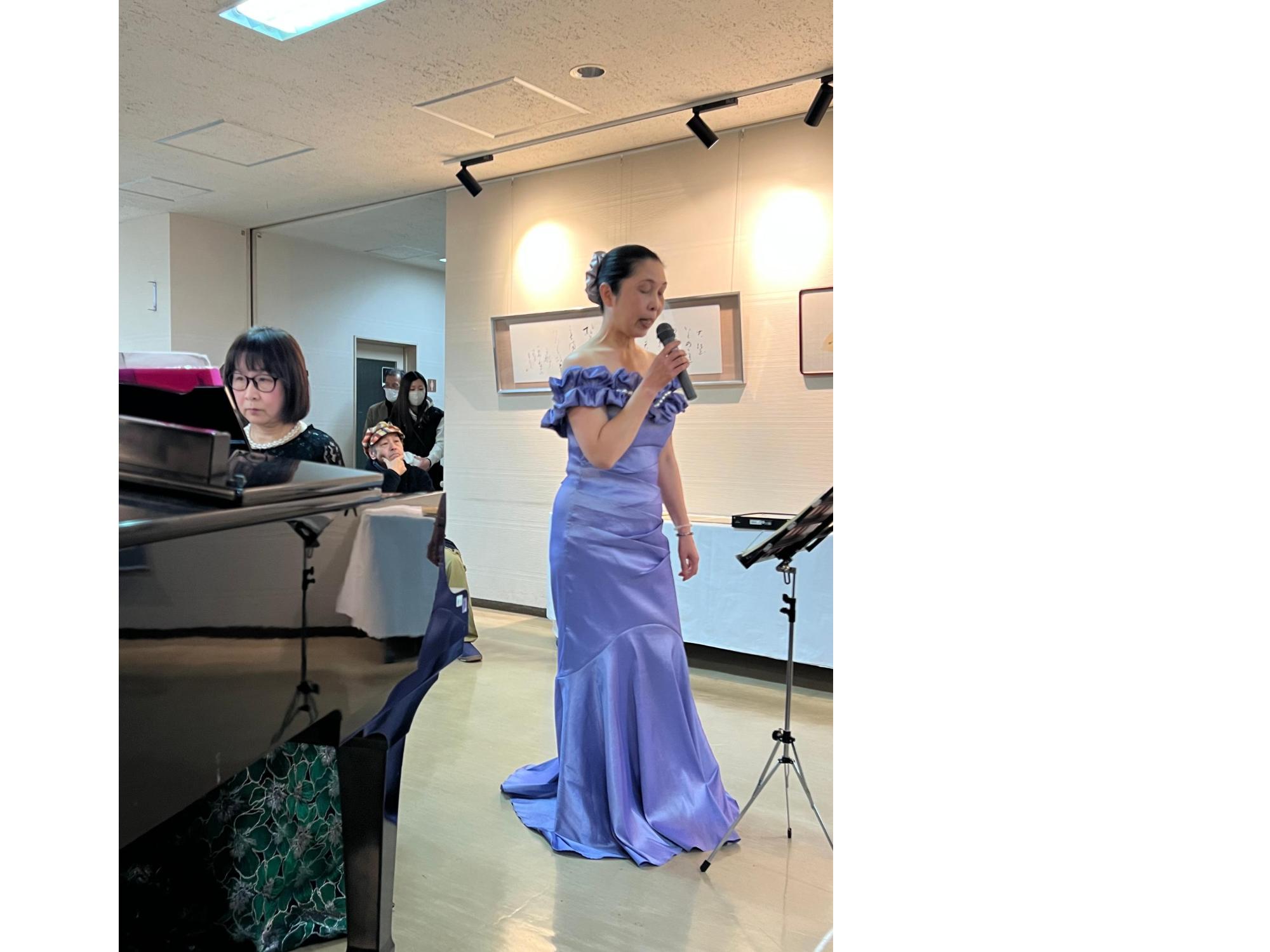 美術展ロビーコンサートの様子1